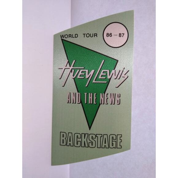 Huey Lewis And The News 1986 Backstage Pass Original Pop Rock Tour 1986-1987 - Picture 3 of 3